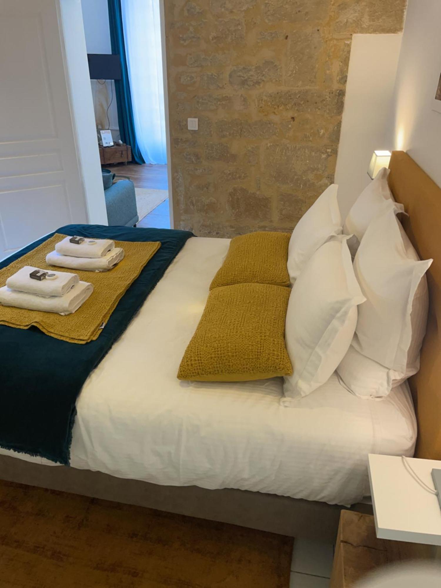 Stay In Sarlat - Suite Sarloveze Eksteriør bilde